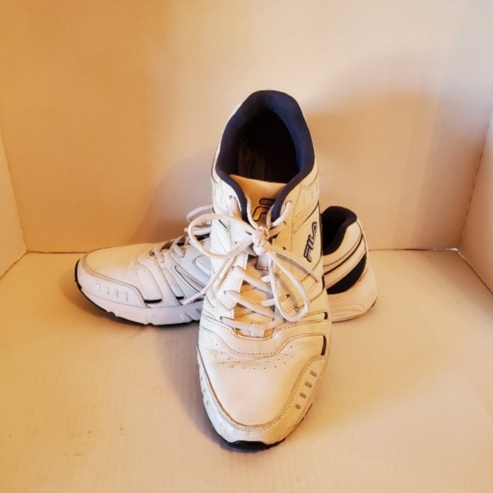 FILA  Men's size 13